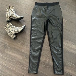 Women’s Rachael Roy Leggings NWOT